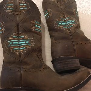 Women’s cowboy boots